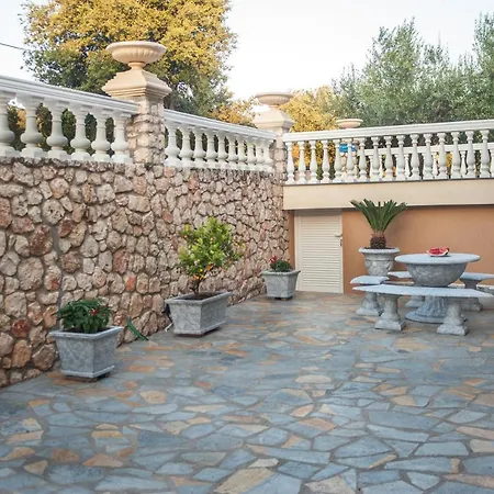 La Casa Di Linda أرغوستولي